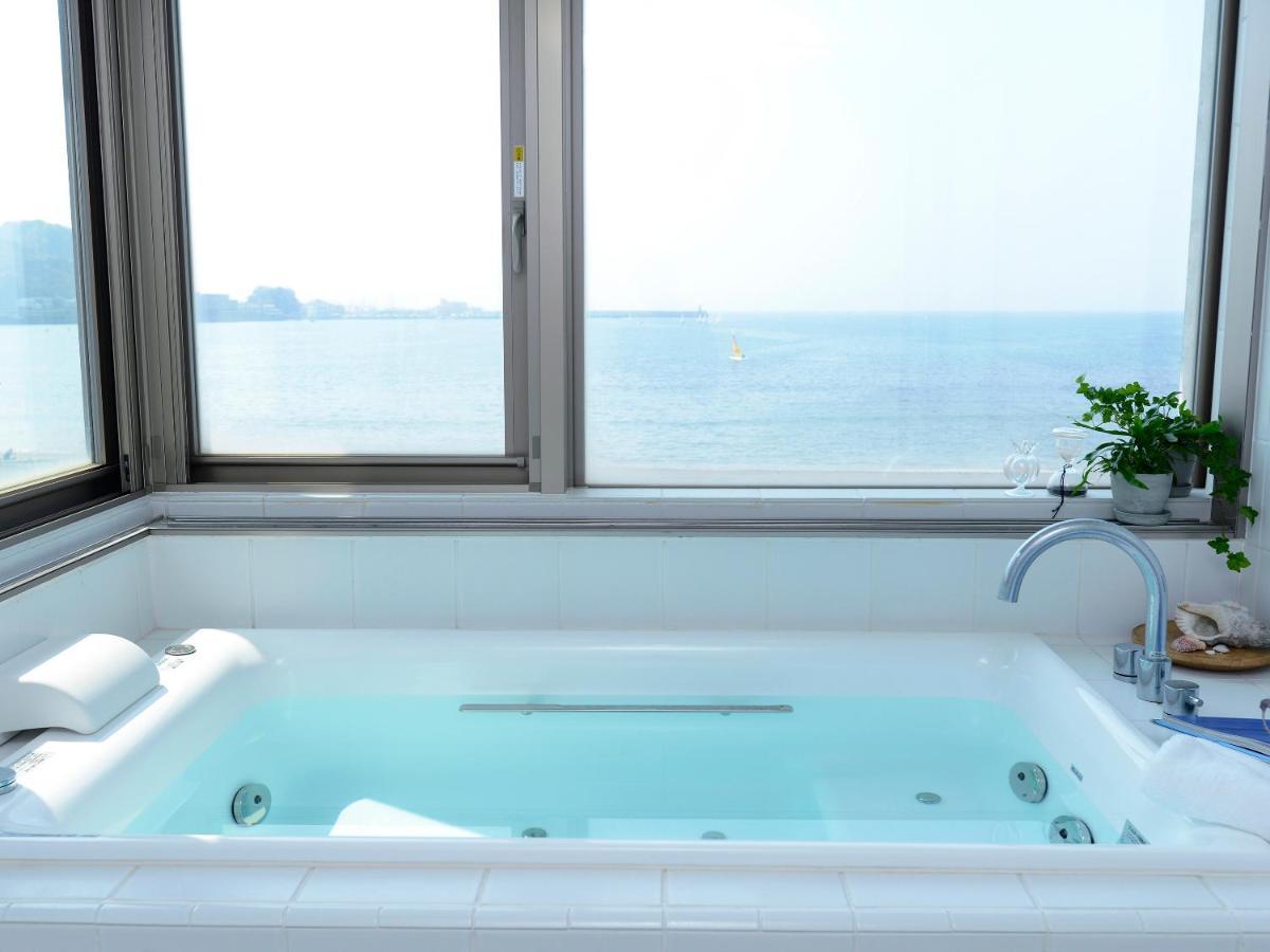 Zushi Funny House Villa Bagian luar foto